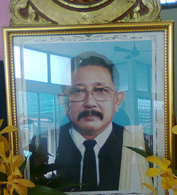 pakdeekul.jpg