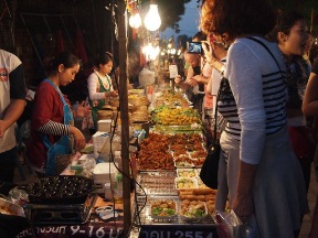 ตลาดยอดนิยม1.jpg