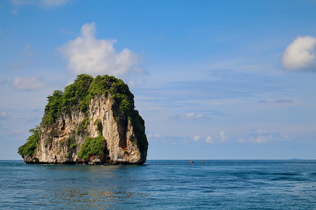 phi-phi-islands-2785741_640.jpg