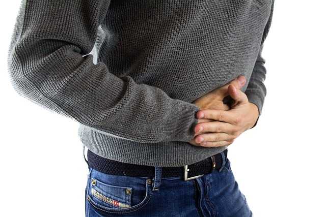 stomach-pain-g1b3d71818_640.jpg