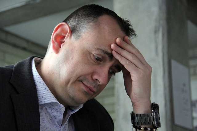 man-thinking-5571340_640.jpg