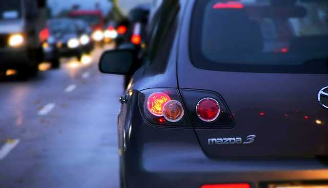 traffic-jam-g3b398a3c2_640.jpg