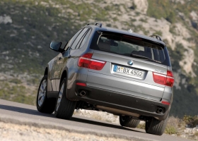 BMW X5 Widescreen Wallpapers 2