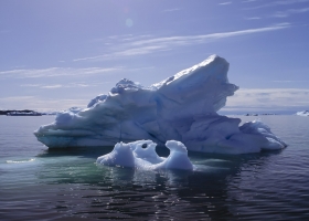 Snow and IceLake Nature Beautifull  Wallpapers 2