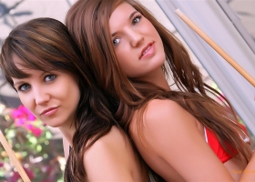 Ooh Sexy Girls Wallpapers 4