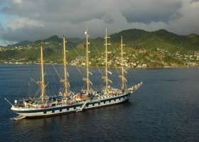 Ships Sailing Best Wallpapers 1