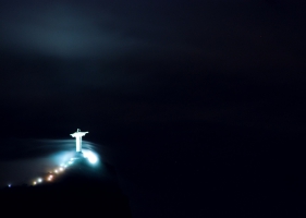 รูปปั้นพระเยซูคริสต์ ณ กรุงรีโอเดจาเนโร ประเทศบราซิล