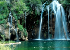 Beautiful Waterfalls Wallpapers 2