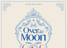 [มินิอัลบั้ม]  LEE CHAE YEON - Over The Moon